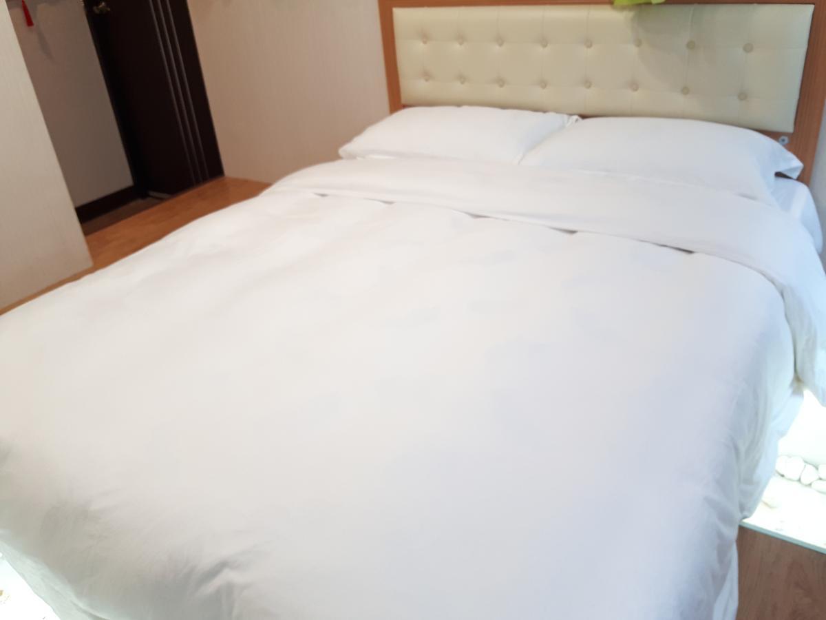 Ferienwohnung Hase Spring Tainan Exterior foto