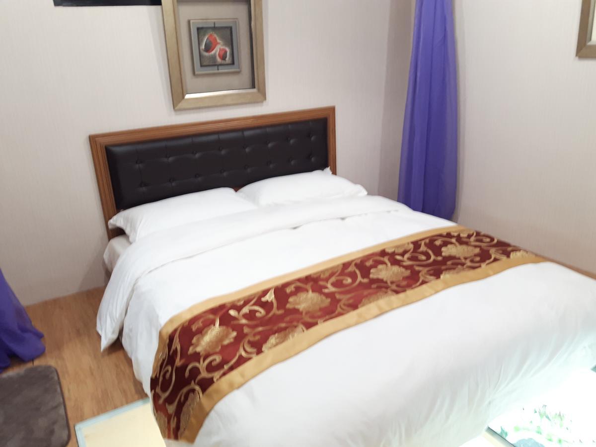 Ferienwohnung Hase Spring Tainan Exterior foto