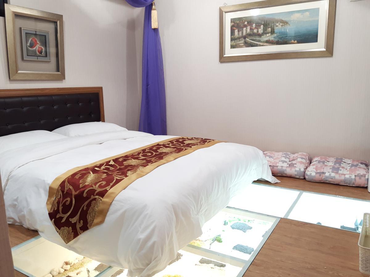 Ferienwohnung Hase Spring Tainan Exterior foto